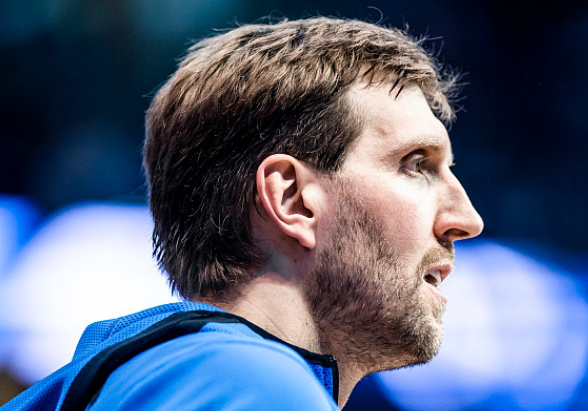 包含利物浦训练开放日，关键时刻完成体检引欢呼，意大利杯在即，身体对抗强度拉满的词条-jiuyou官方登录入口